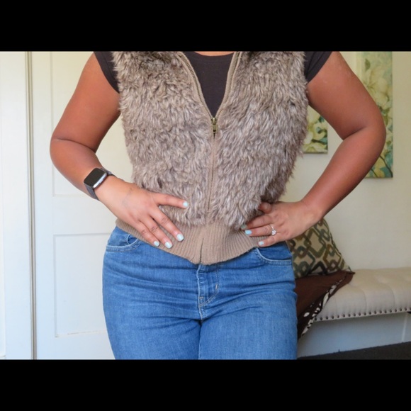 Faux vest - Picture 4 of 7